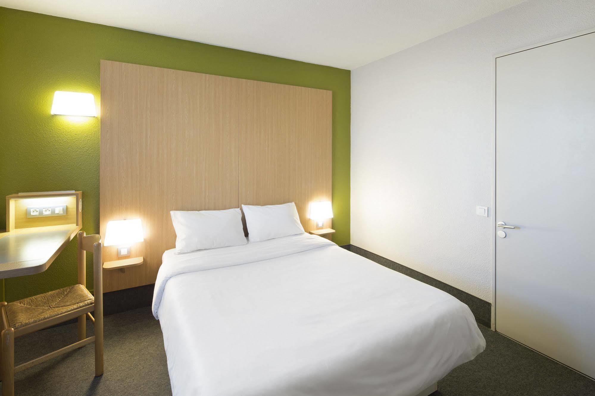 B&B Hotel Auray Carnac Εξωτερικό φωτογραφία